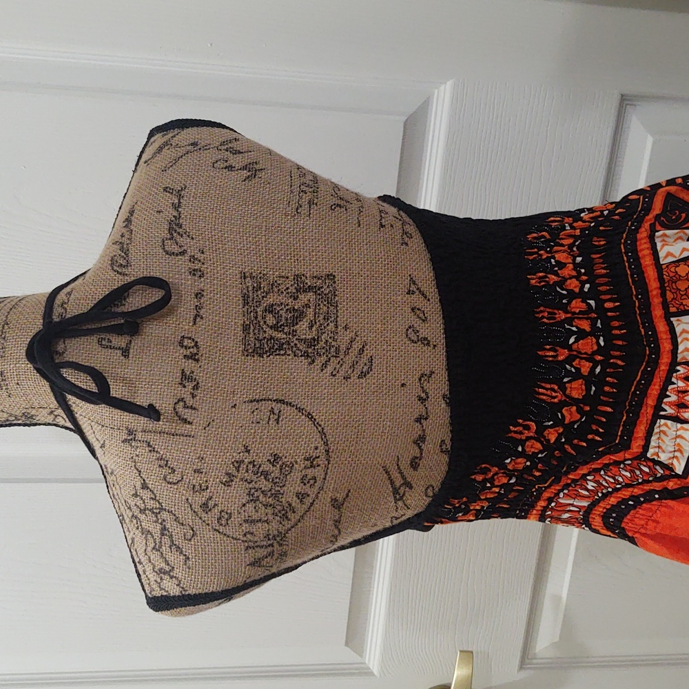 Women's Beaded V-neck Halter Print Dress | M - Picture 8 of 11